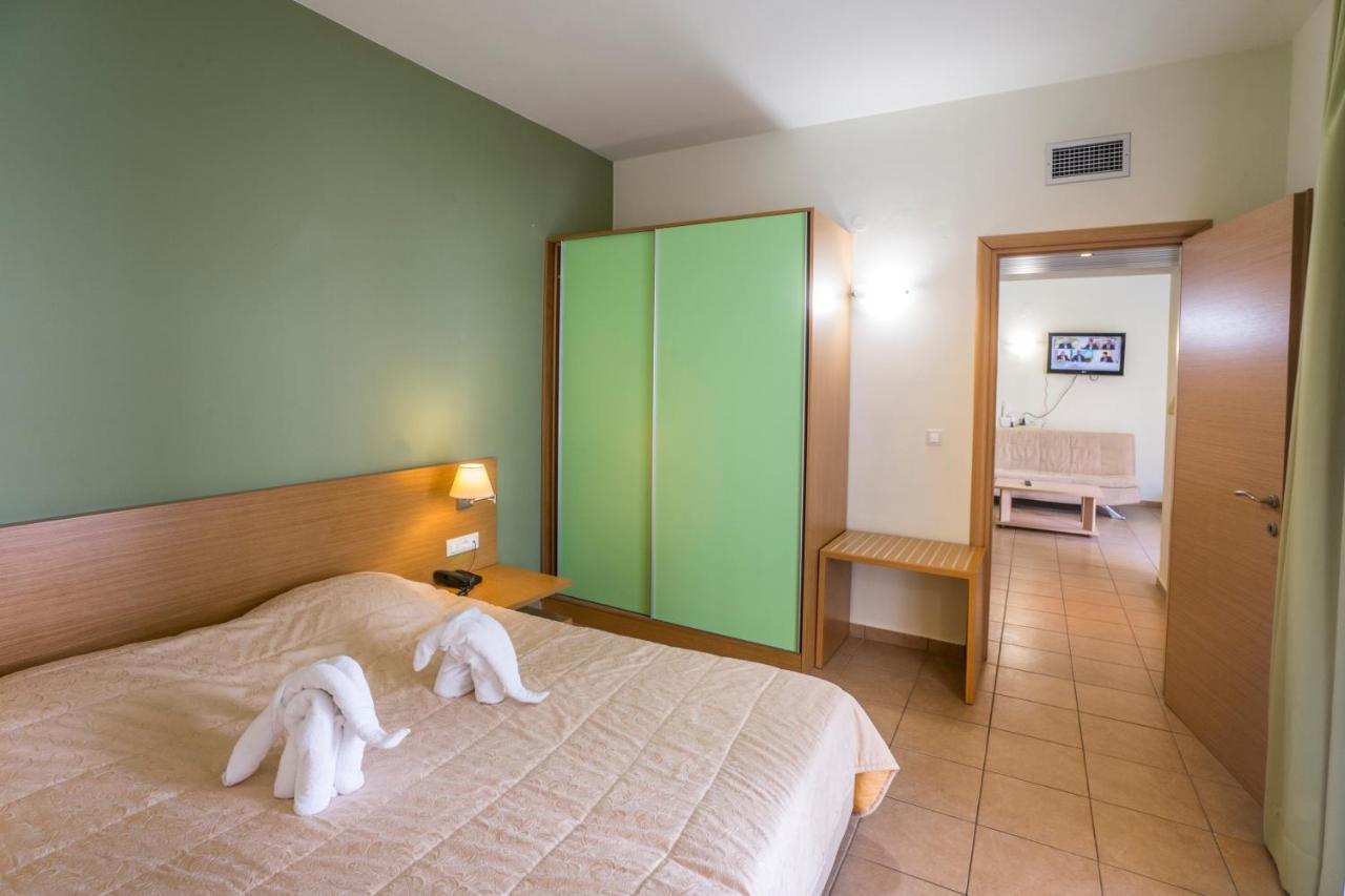 Athina Beach Hotel Като-Даратсо Номер фото